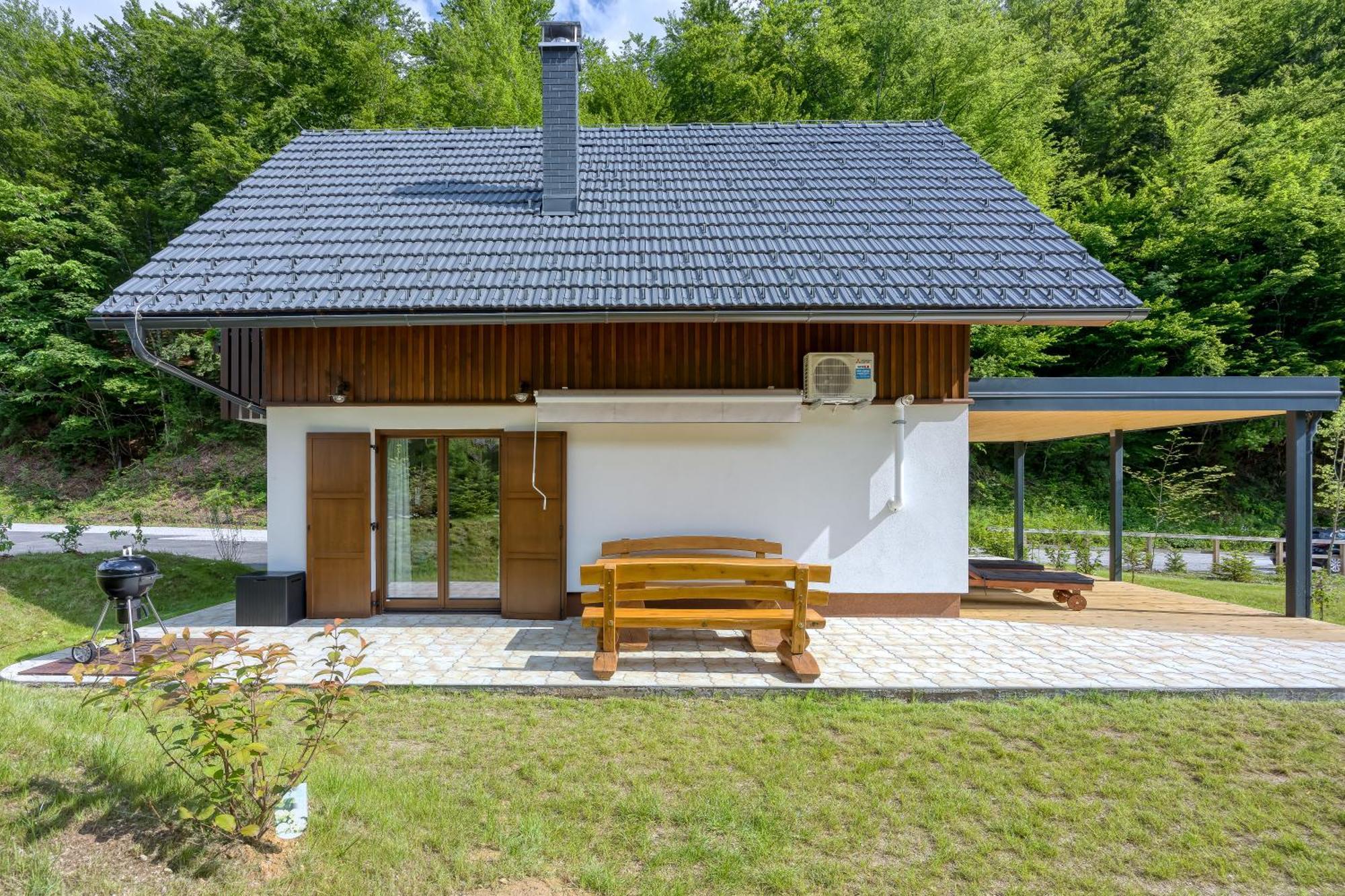 Resort Stari Malni, Osilnica - Vacation Houses Stari Malni Oda fotoğraf